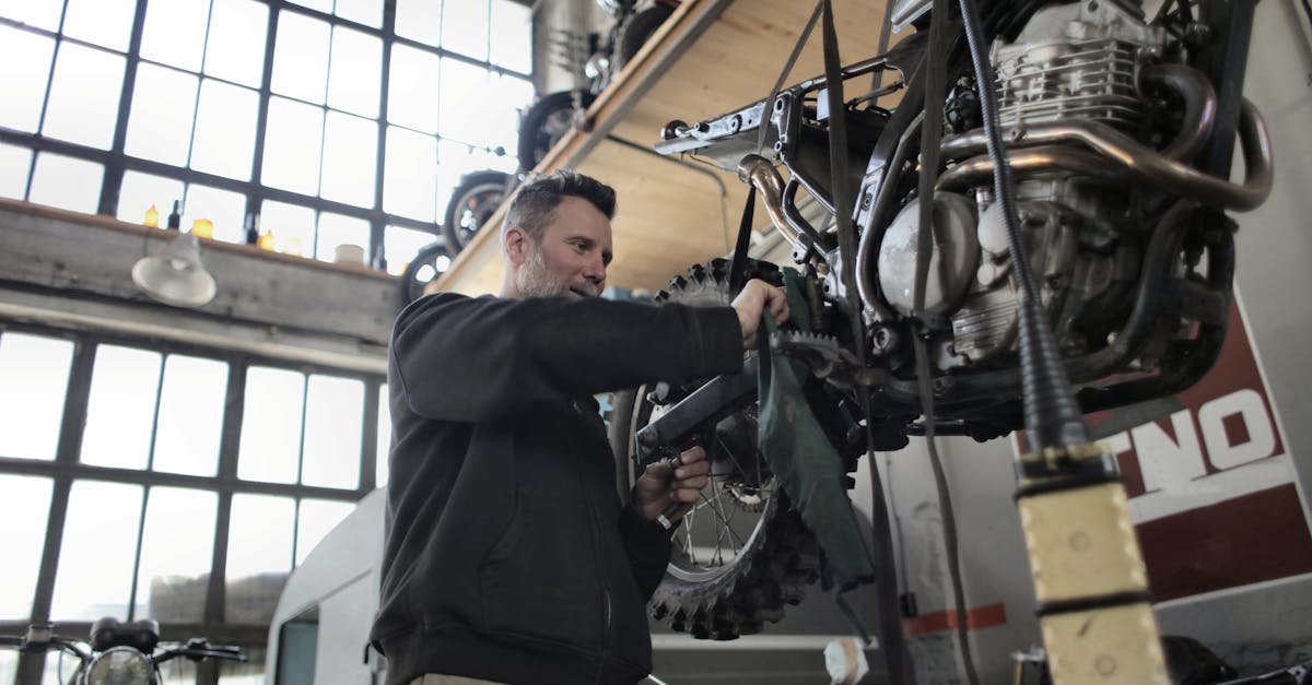 inspection technique des motos : vérification complète de la sécurité et conformité de votre deux-roues pour une conduite sereine.