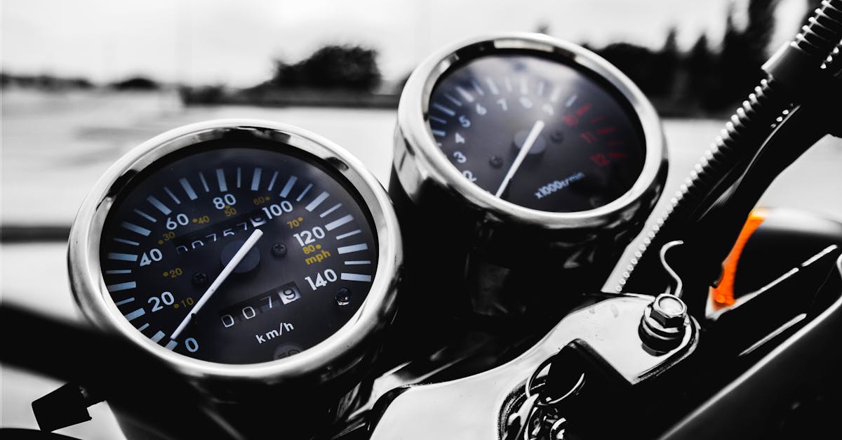assurance moto : protégez votre deux-roues avec des garanties adaptées et bénéficiez d'une couverture optimale en cas d'accident ou de vol.