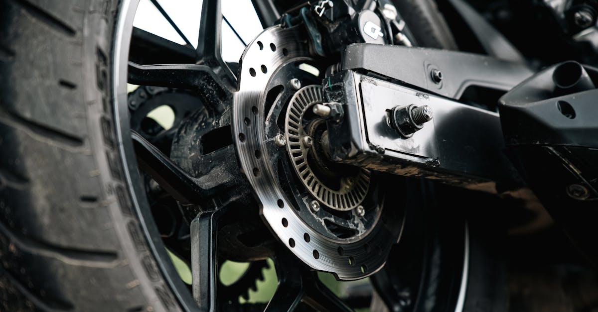 Accueil 8 découvrez les causes et solutions du bruit de décélération des motos pour une conduite plus agréable et sécurisée.