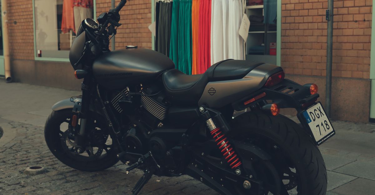 Accueil 15 obtenez la meilleure assurance pour votre harley davidson, adaptée à vos besoins et à votre style de vie. protection optimale pour votre moto emblématique.