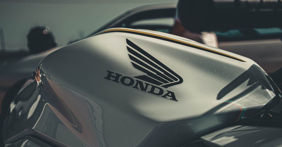 découvrez la honda adv 160, le scooter polyvalent alliant performance, confort et design moderne pour une expérience de conduite urbaine et aventureuse.