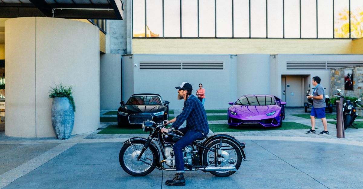 Accueil 8 découvrez la moto la plus chère au monde : design exclusif, performances exceptionnelles et luxe inégalé pour les passionnés de deux-roues.
