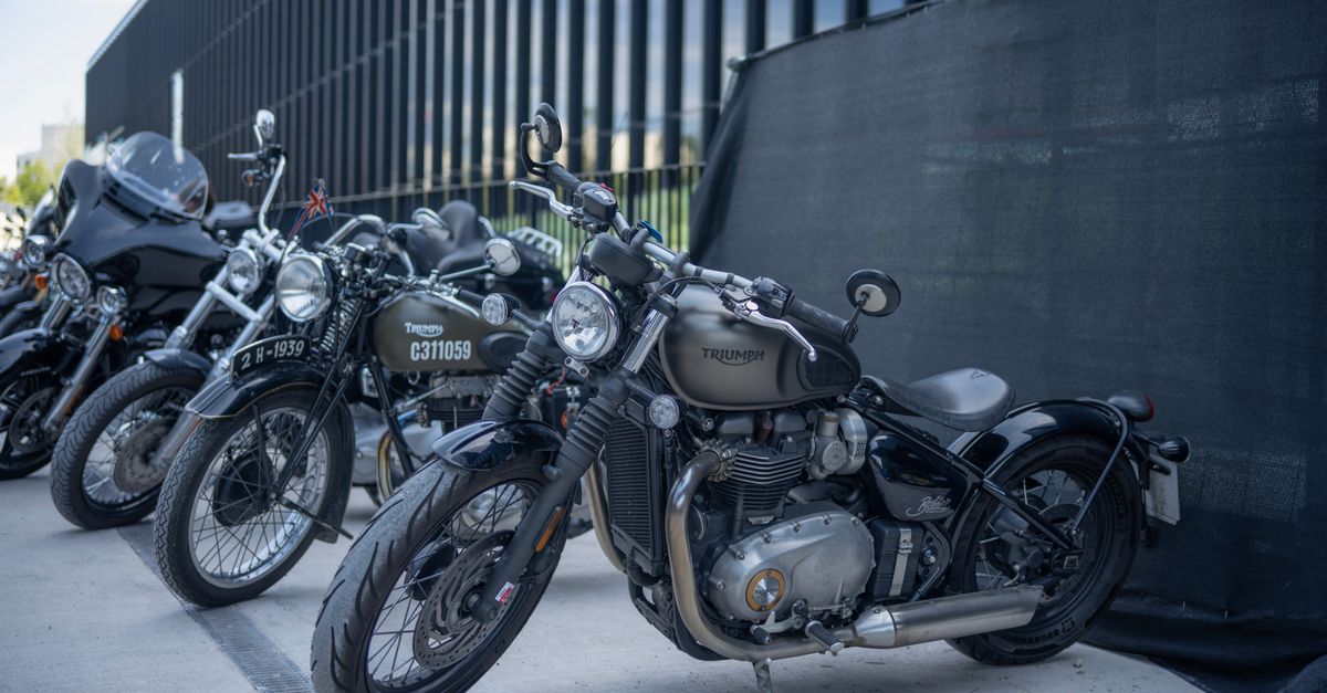 Accueil 15 découvrez le prix de la dérestriction de moto et comment débloquer les performances de votre deux-roues en toute légalité.