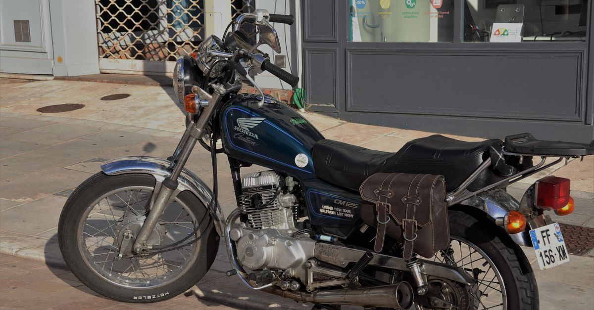 âge requis pour obtenir le permis moto en france : conditions, étapes et conseils pour les candidats.