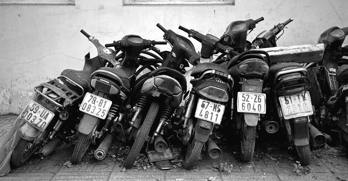 obtenez votre permis moto facilement et rapidement. découvrez les étapes, les exigences et les conseils pour réussir votre examen de conduite moto en toute confiance.