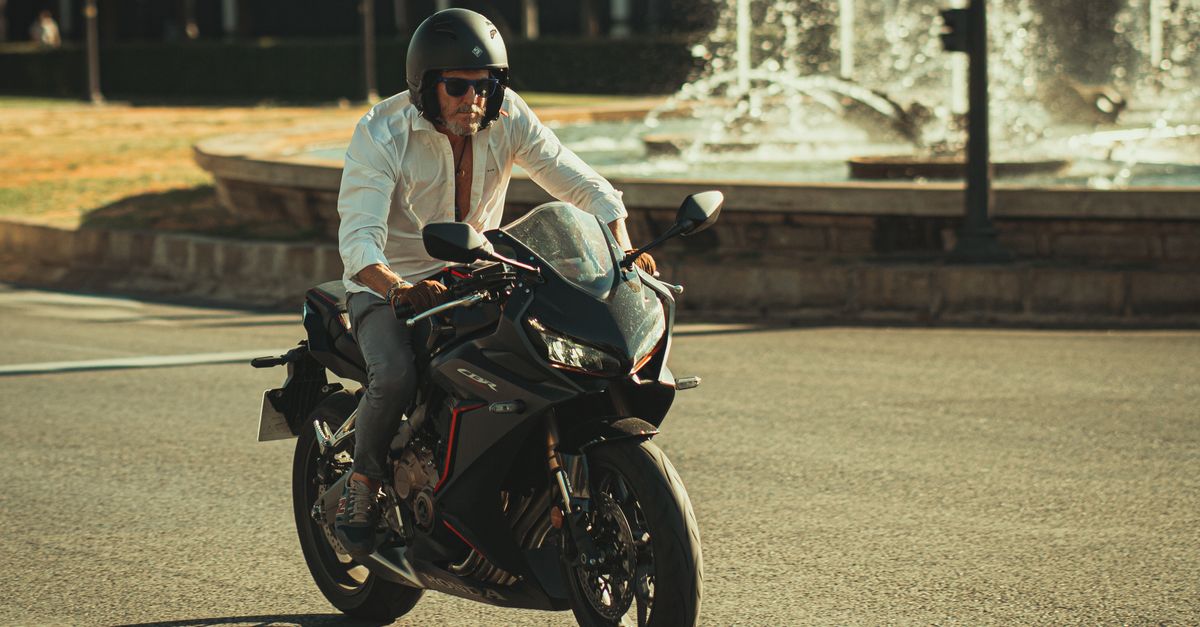 Accueil 14 découvrez tout sur le bruit des motos : causes, effets et solutions pour réduire le bruit sonore des motos.