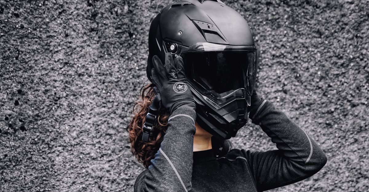 Accueil 10 découvrez notre gamme d'équipements de sécurité pour moto, conçus pour protéger les motards en toutes conditions et garantir une conduite sereine.