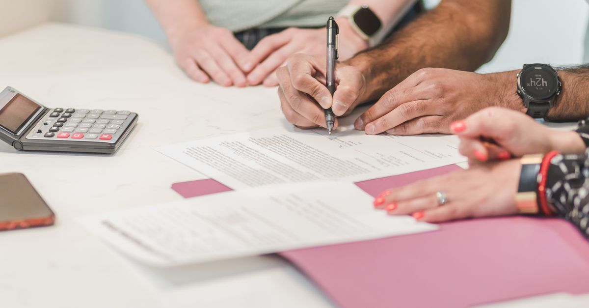 assurance tiers : protégez-vous contre les dommages causés à autrui avec notre couverture fiable et conforme aux exigences légales.