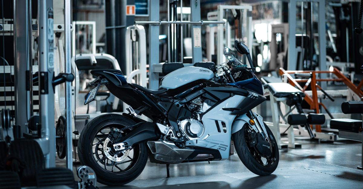Accueil 11 découvrez les meilleures sportbikes adaptées au permis a2 : conseils, modèles et réglementations pour bien commencer la route en toute sécurité.