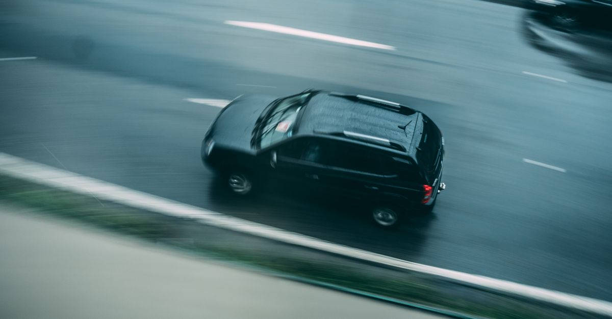 découvrez les performances et les vitesses maximales dans le domaine du sport, de l'automobile et bien plus avec notre guide complet sur le sujet.