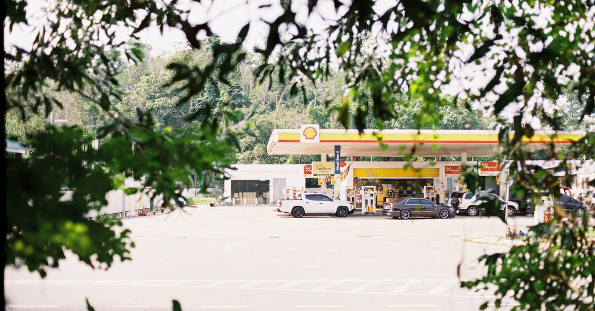 Accueil 8 tout savoir sur le carburant automobile : types, conseils pour économiser et impact environnemental.